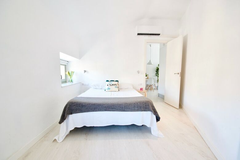 Apartamentos Malagaurbanrooms - Central Suites