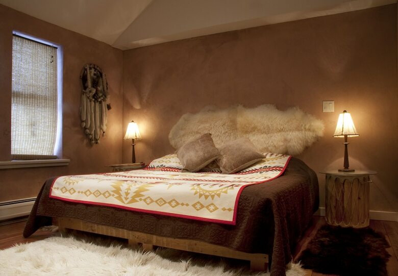 Bed & Breakfast Topia Inn - An Organic Oasis