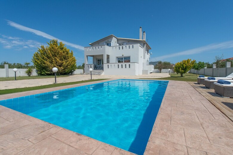 Astarte Villas - Muthee Villa