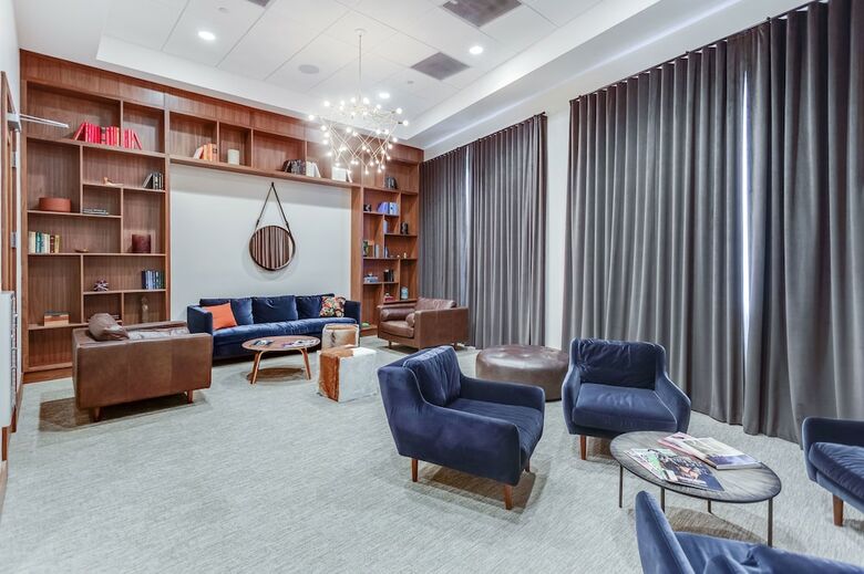 Towers Of Dadeland By Miami Vacations