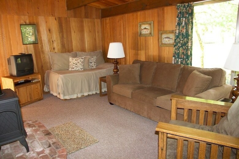 Cabana The Wayfarer Resort