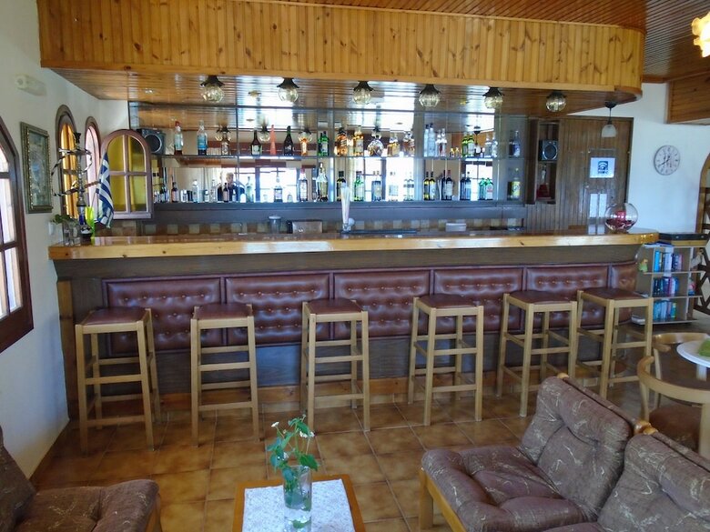 Hotel Triton