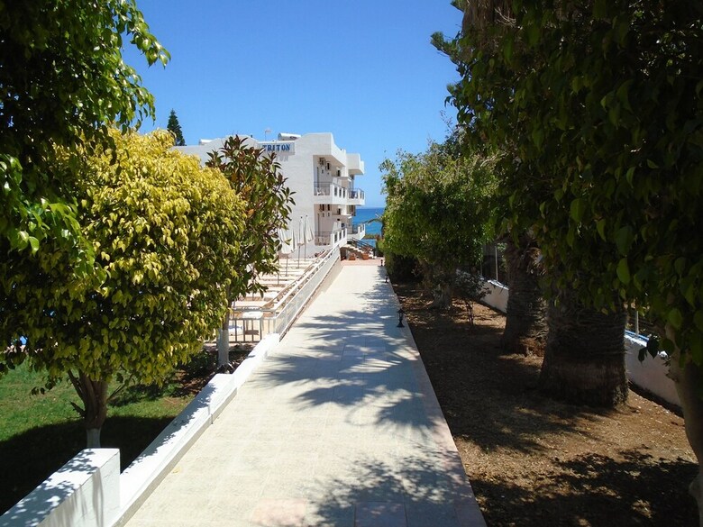 Hotel Triton
