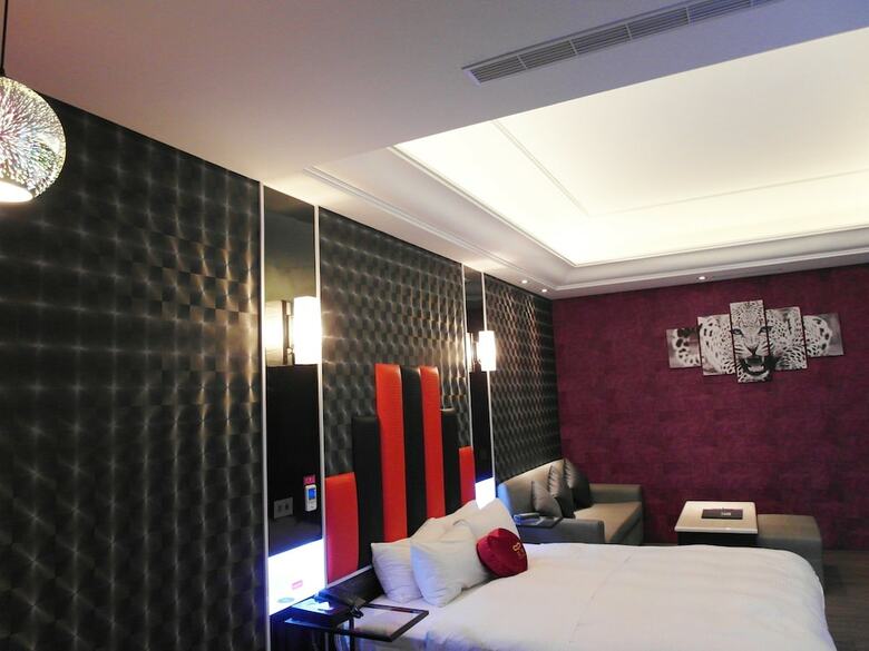 Sweet Love Boutique Motel