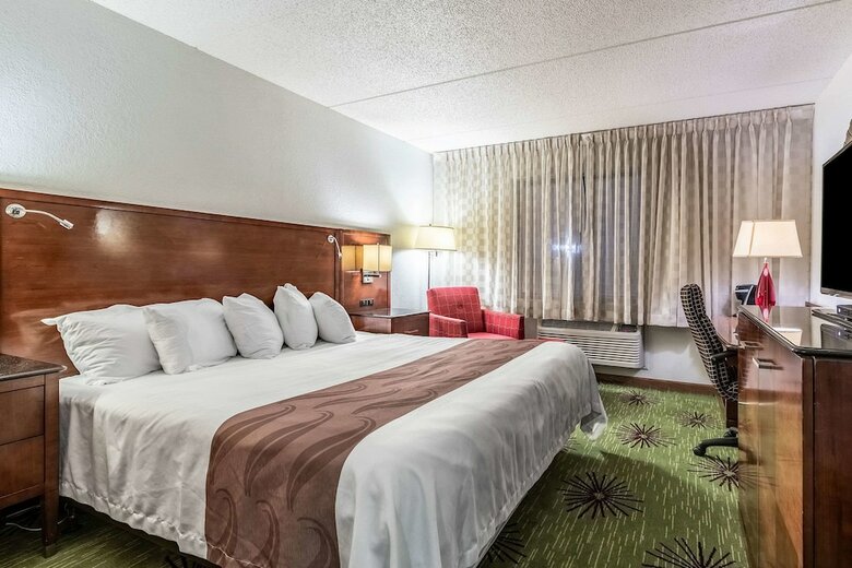 Hotel Quality Inn & Suites
