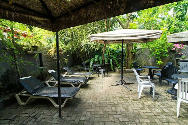 Hotel Oyo 297 Manidi Villa