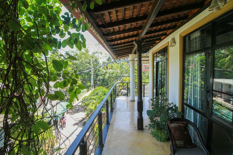 Hotel Oyo 297 Manidi Villa