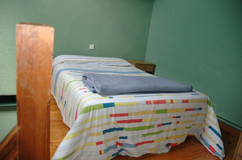 Hostal Albergue Juvenil De Bustiello