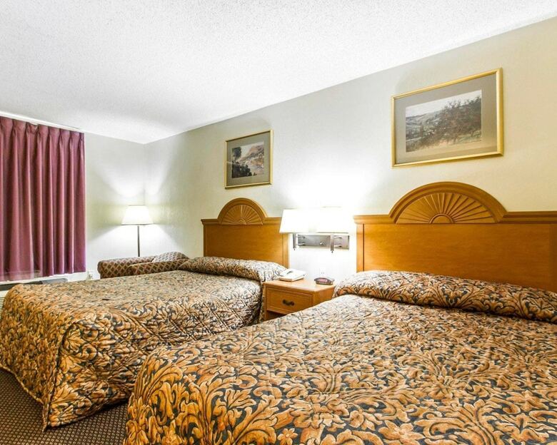 Hotel Econo Lodge Inn & Suites