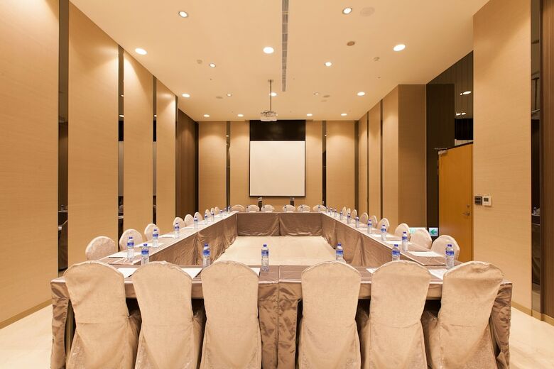 F Hotel Chihpen
