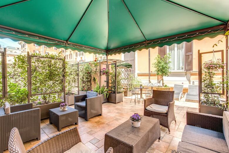 Ecce Roma Suites