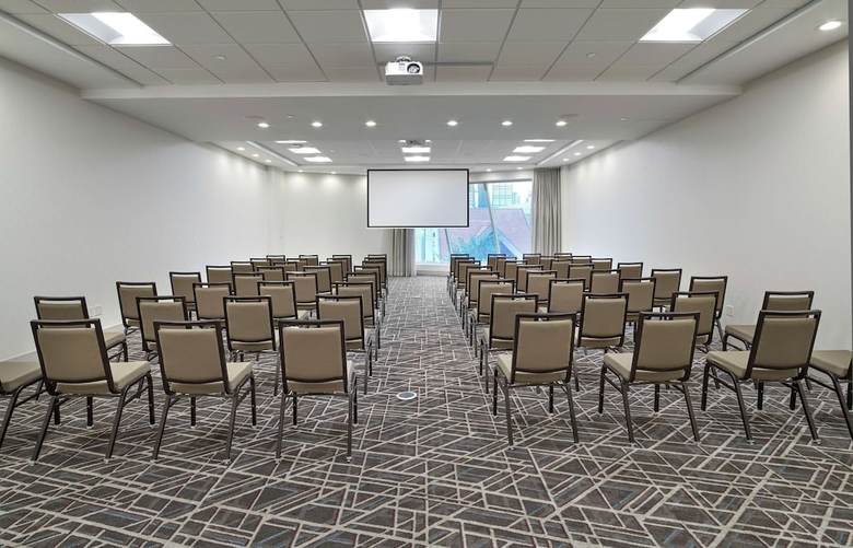 Hotel Doubletree By Hilton Edmonton Downtown