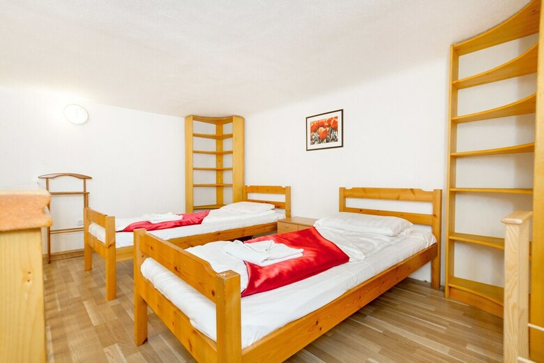 Grand Boulevard Apartments