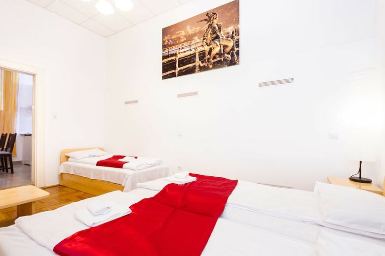 Opera Apartments