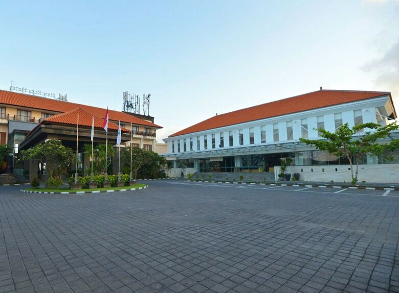 Apartamento New Kuta Hotel