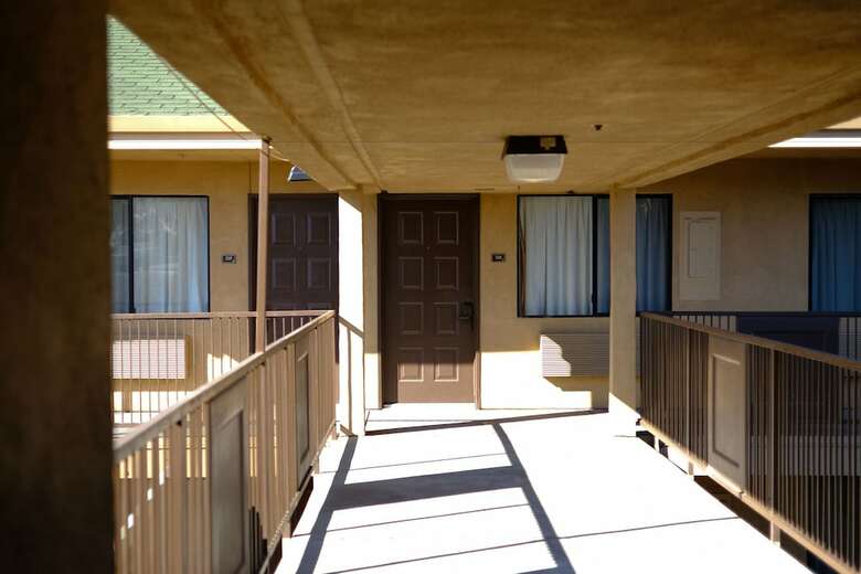 Motel Budget Inn And Suites