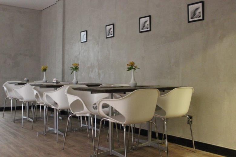 Hotel �mpar Su�tes Expominas