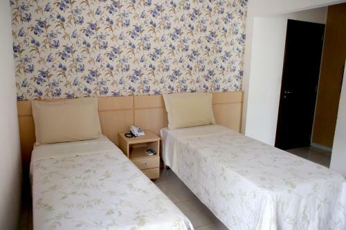 Hostal Pousada Lena Rosa