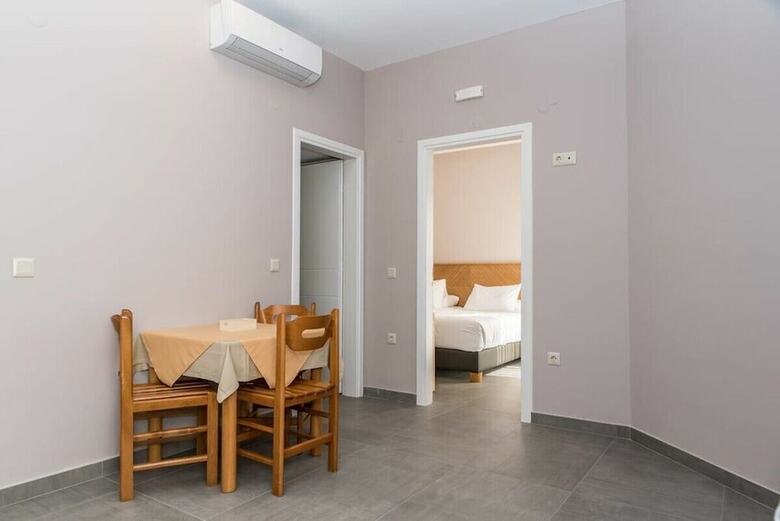 Aparthotel Creta Elena