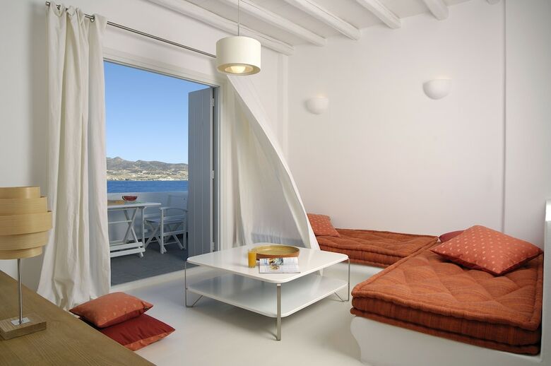 Apartamentos Kapetan Tasos Suites
