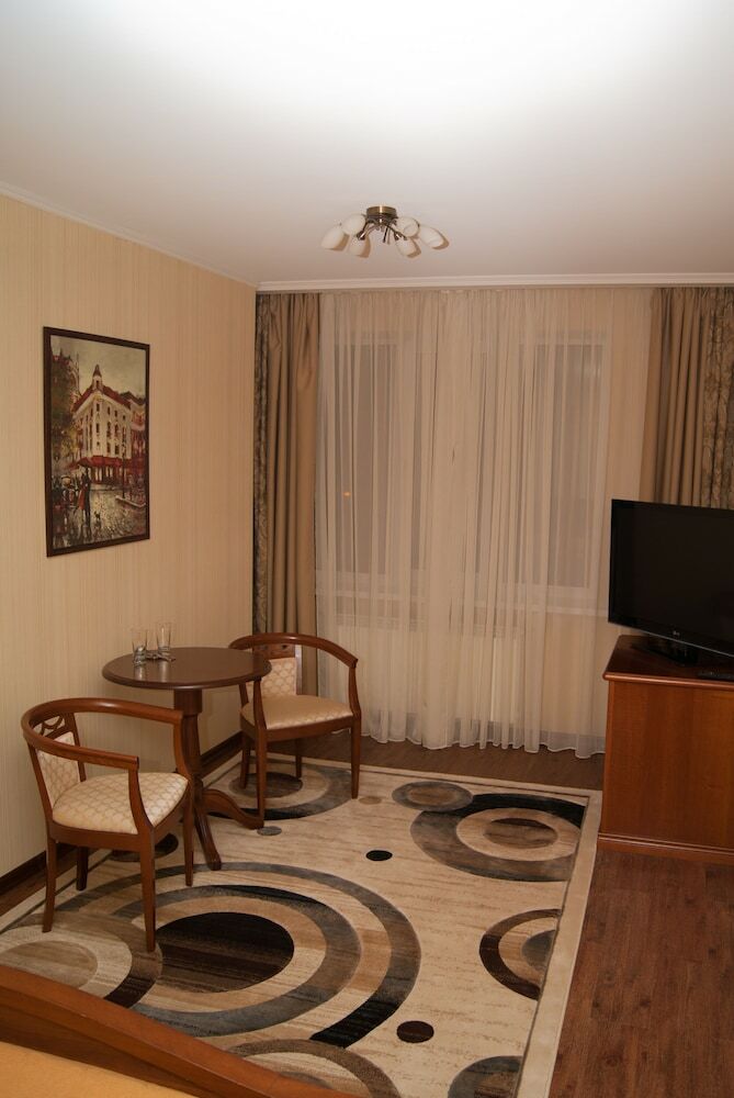 Hotel Pioner Lux
