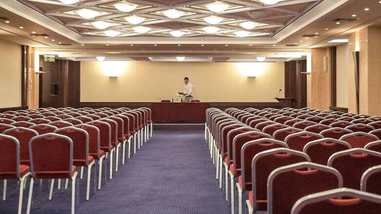 Grand Hotel Holiday Resort