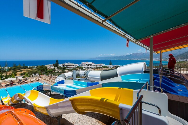 Grand Hotel Holiday Resort