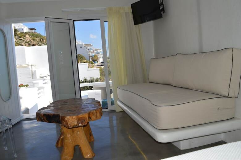 Hotel Flaskos Suites