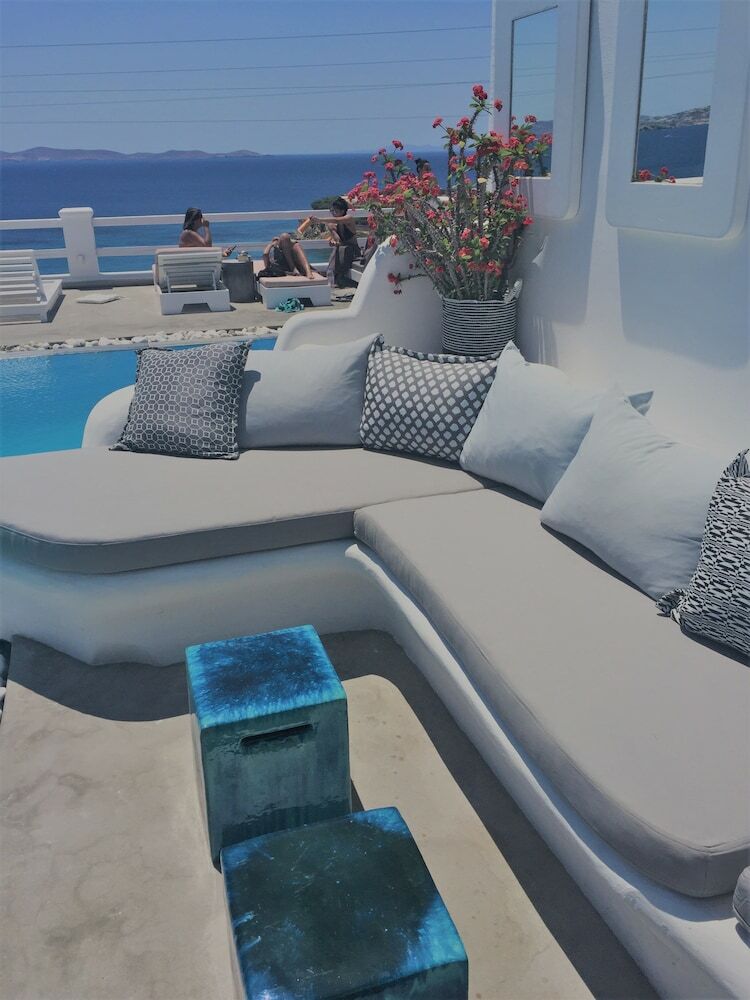 Hotel Flaskos Suites