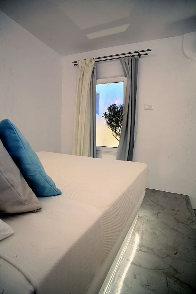 Hotel Flaskos Suites