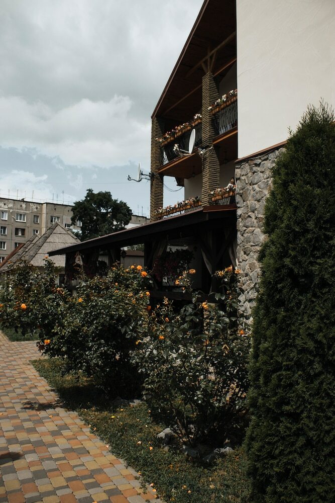 Stara Vezha Hotel