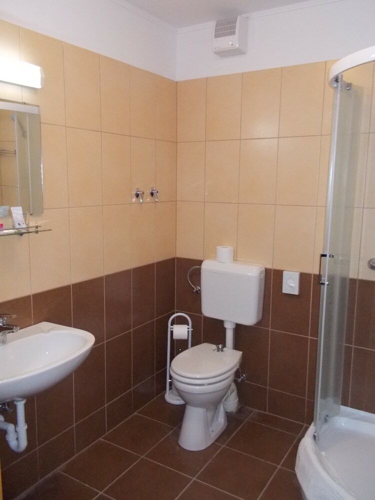 Hotel Hal�szkert