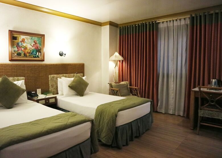 Golden Pine Hotel