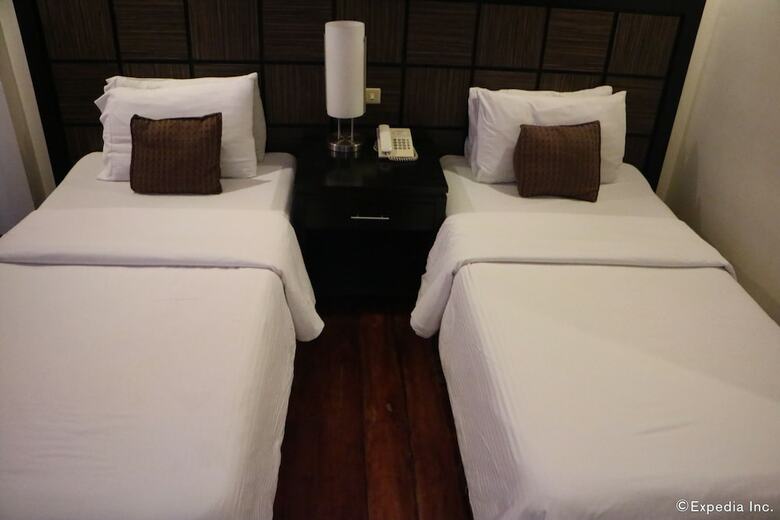 Sugarland Hotel