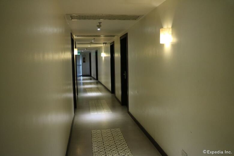 Sugarland Hotel