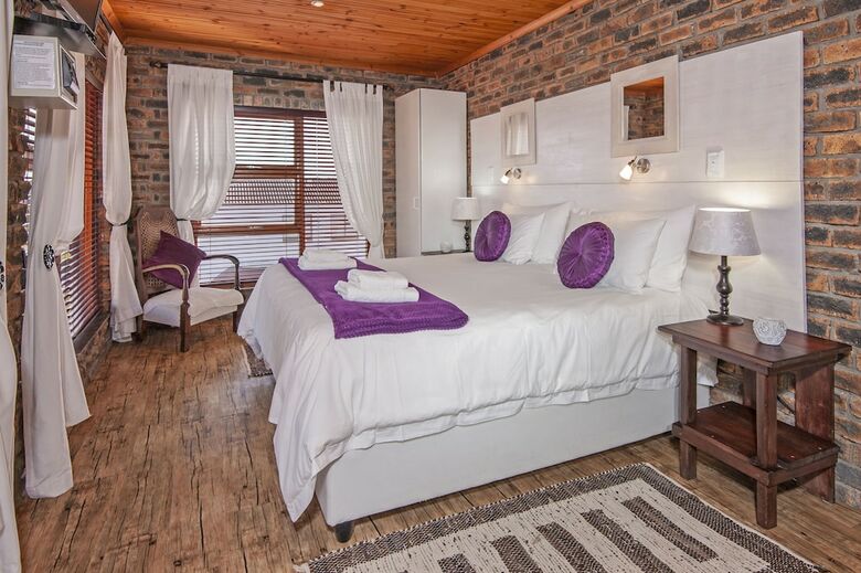 Bed & Breakfast White Shark Guest House