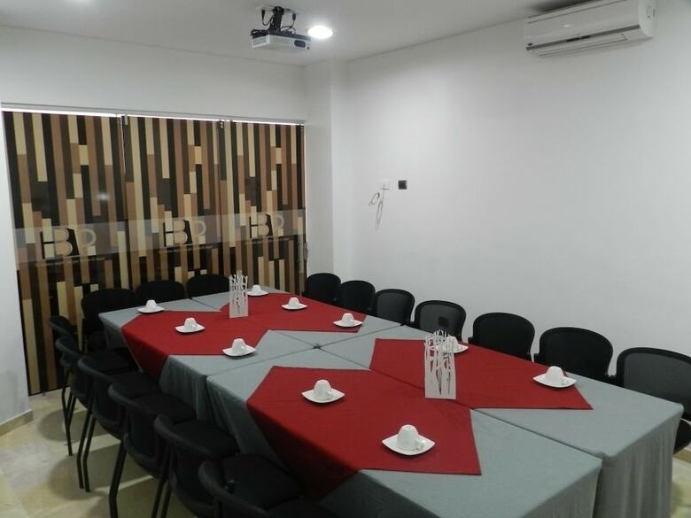 Hotel Bolivariana Plaza
