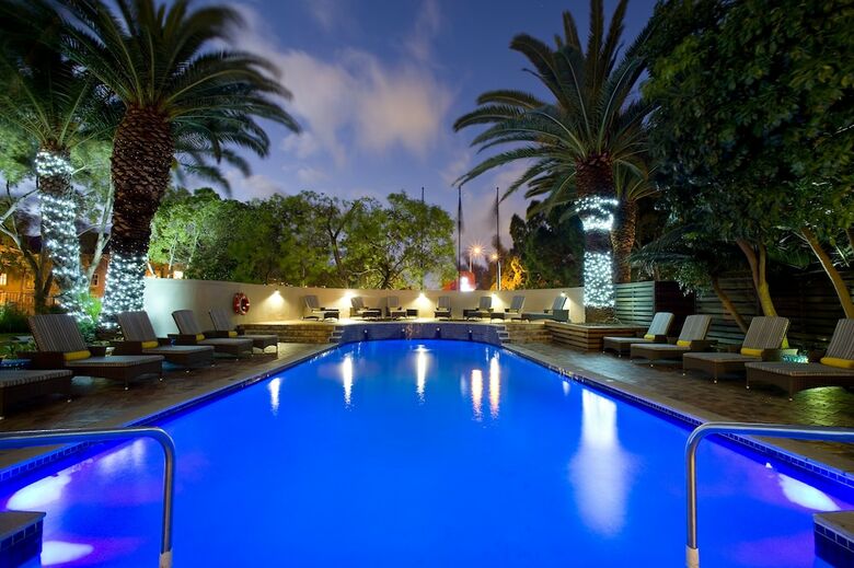 Hotel Sunsquare Cape Town Gardens