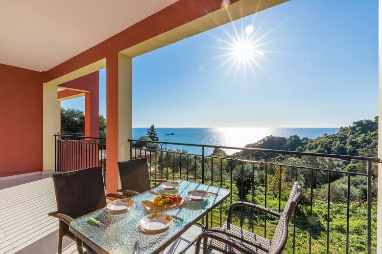 Apartamentos Pelekas Beach Escape By Konnect
