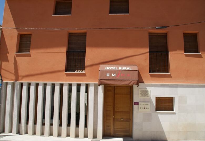 Hotel Rural Emina