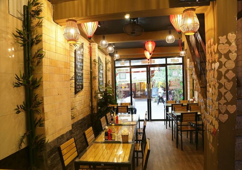 Madam Moon Hotel