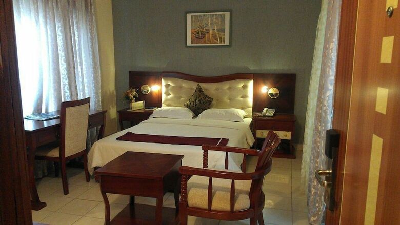 Sun Beach Hotel