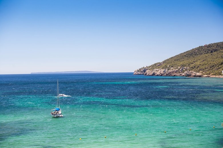 Apartamentos Bah�a Santa Eulalia