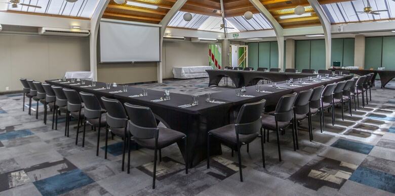 Hotel Copthorne Resort Solway Park