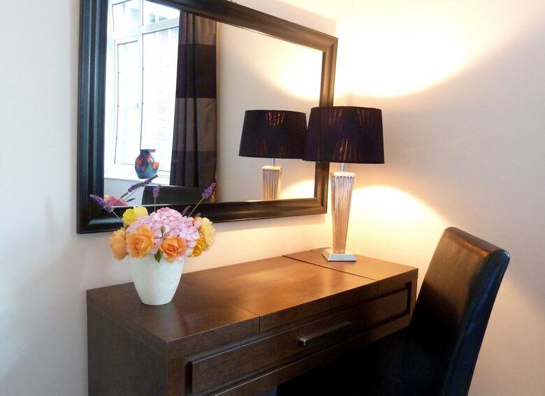 Bedford House Apartments