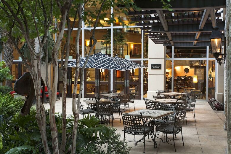 Hotel Contessa - Luxury Suites On The Riverwalk