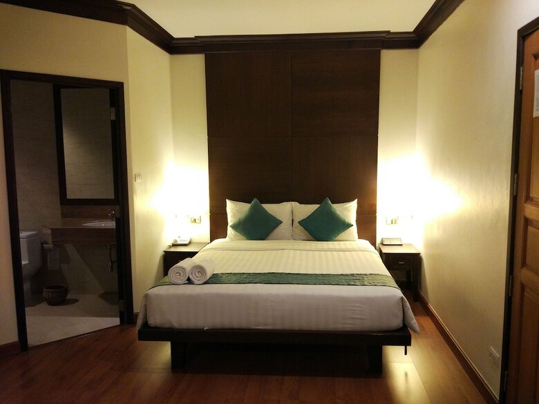 Fresh Inn Hotel