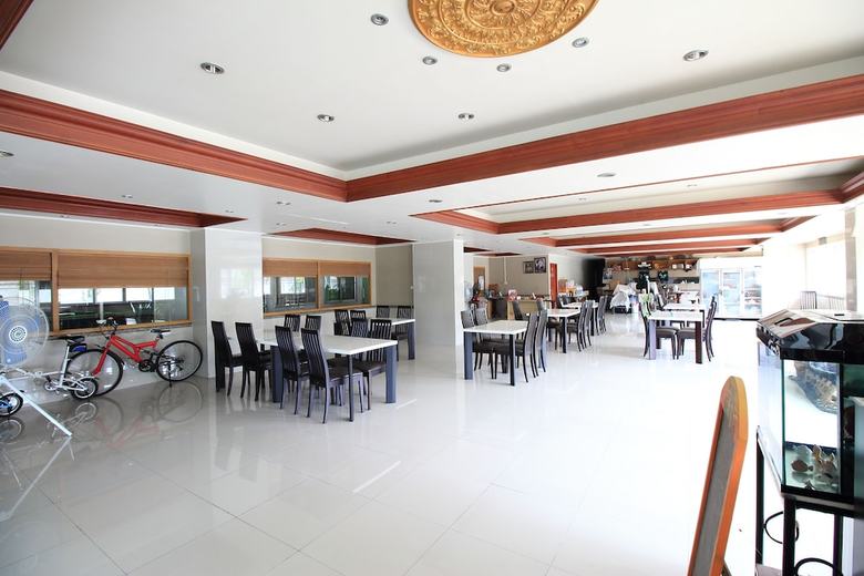Hotel Oyo 247 Diamond Place