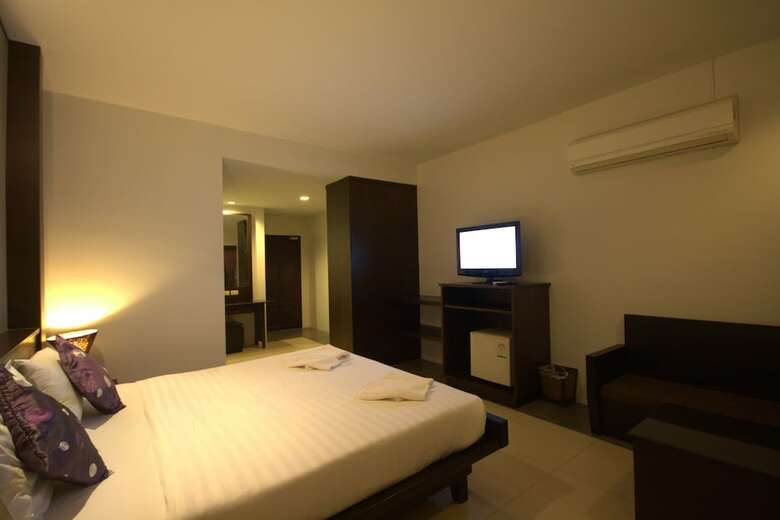 Baan Bandalay Hotel