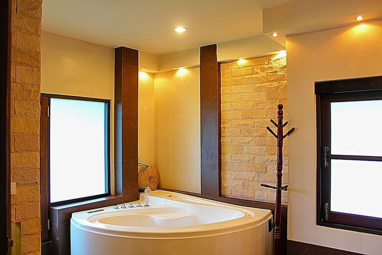 Kokohousesamui Pool Villa